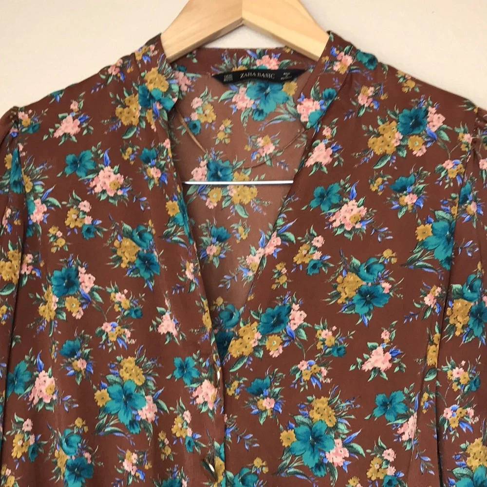Zara | Brown Floral Tie Top - Picture 2 of 8